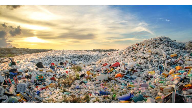 Plastic-waste-shutterstock_426187984-72dpi